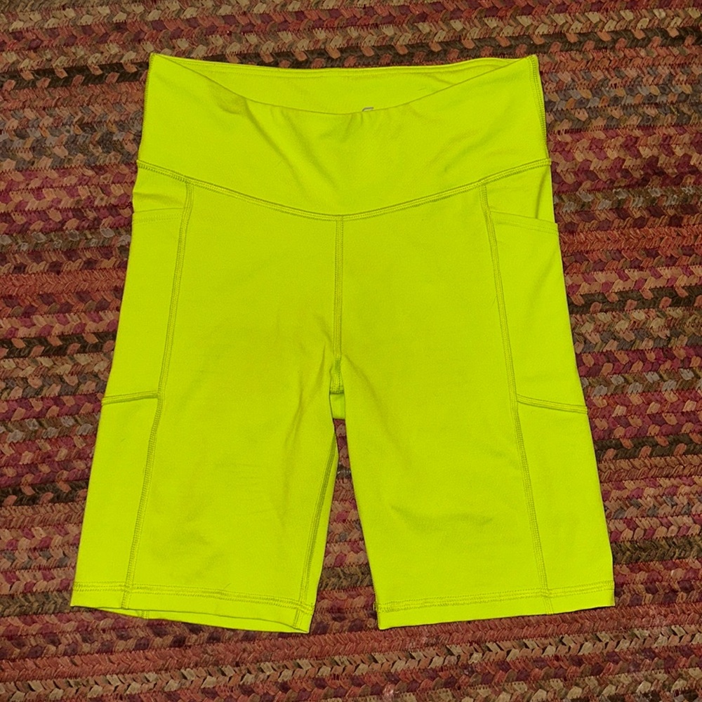GAP FIT LIME GREEN BIKE SHORTS with POCKETS ATHLETIC